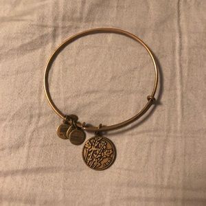 Alex & Ani Aunt Bracelet